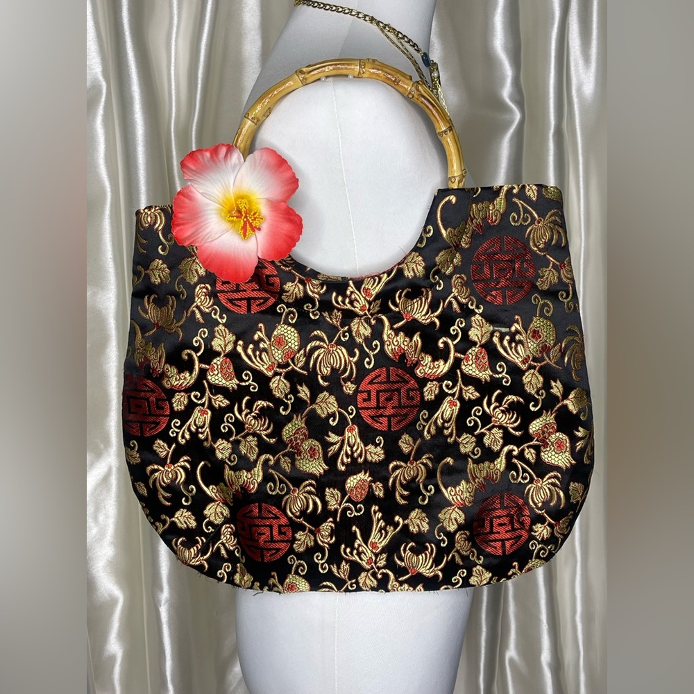 Chinese Black Brocade Handbag with Bamboo Handles ❤️🖤